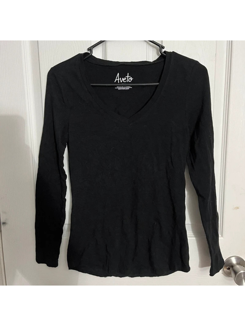 Aveto Black V Neck Long Sleeve Top M